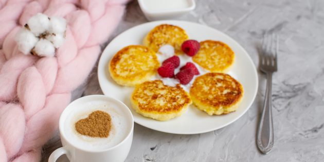 Абстрактная зелёная иллюстрация сбалансированной тарелки